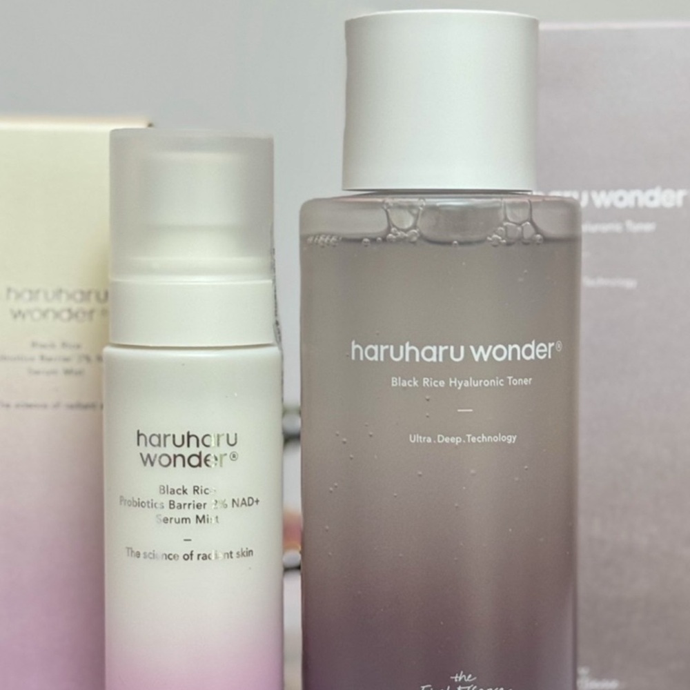 HARUHARU Wonder Black Rice Hyaluronic Toner - Gradient Gray Bottle